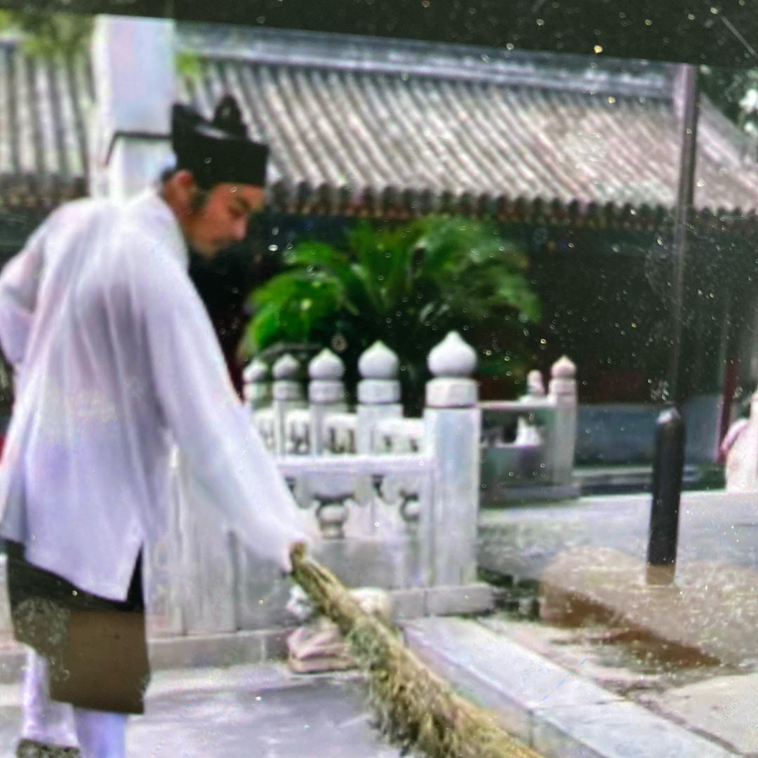 李先生（专注于感情修复）