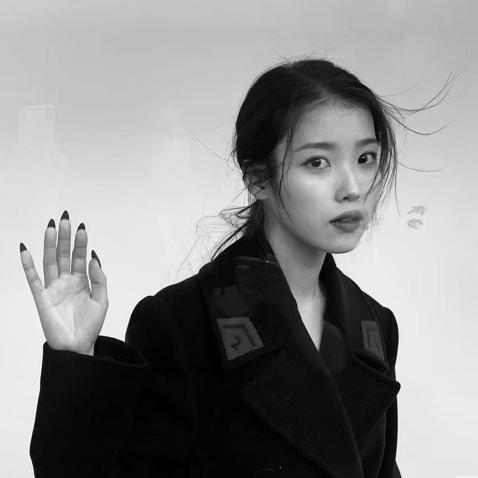 IU🫧