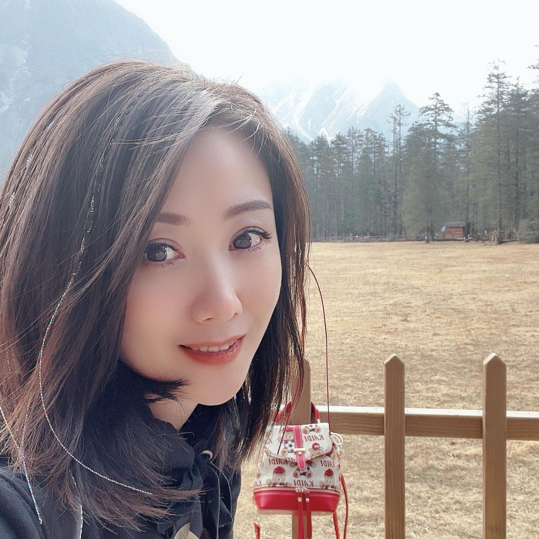 百莹