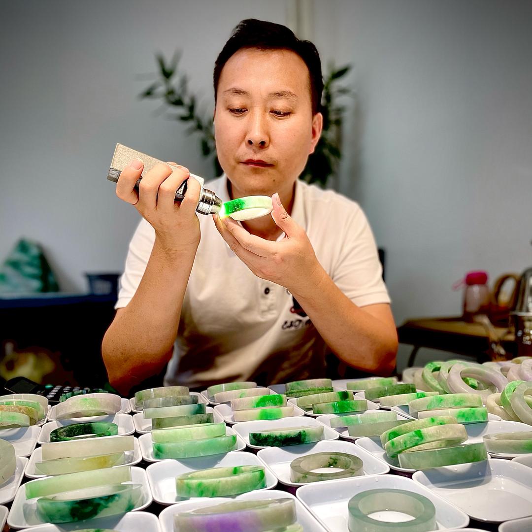手镯大魔王刘一刀