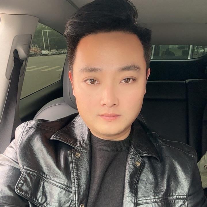 贾亮亮（工程人）