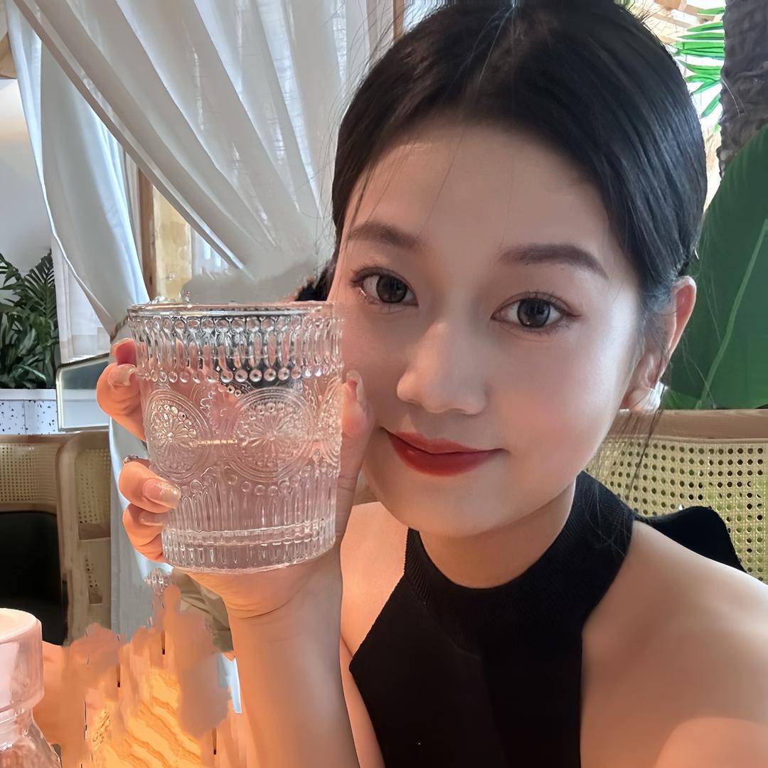粒粒爱吃呀