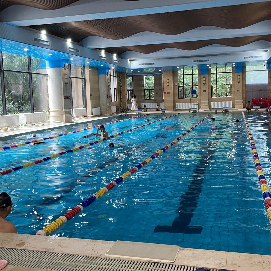 香坊百美游泳健身-朝阳经理