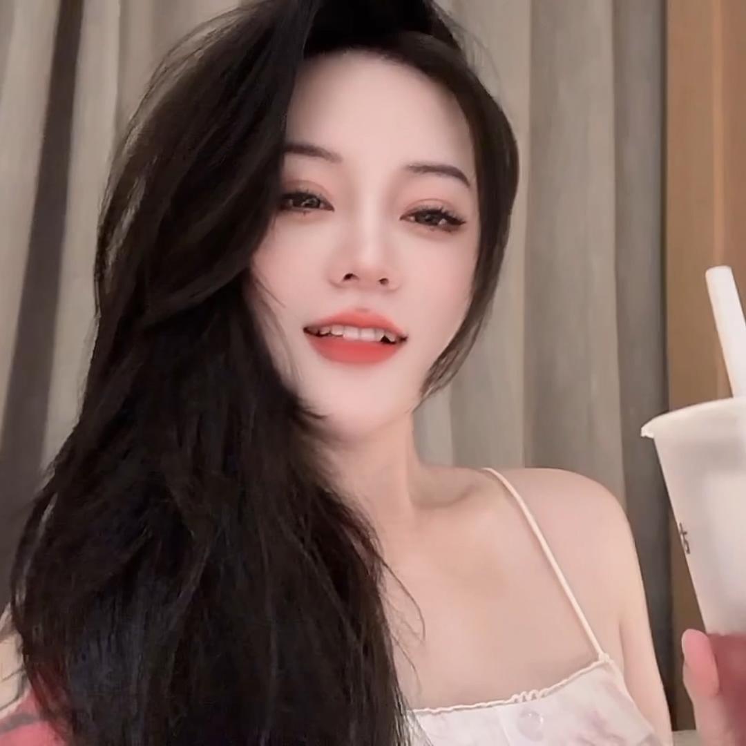 依一彩彩小店