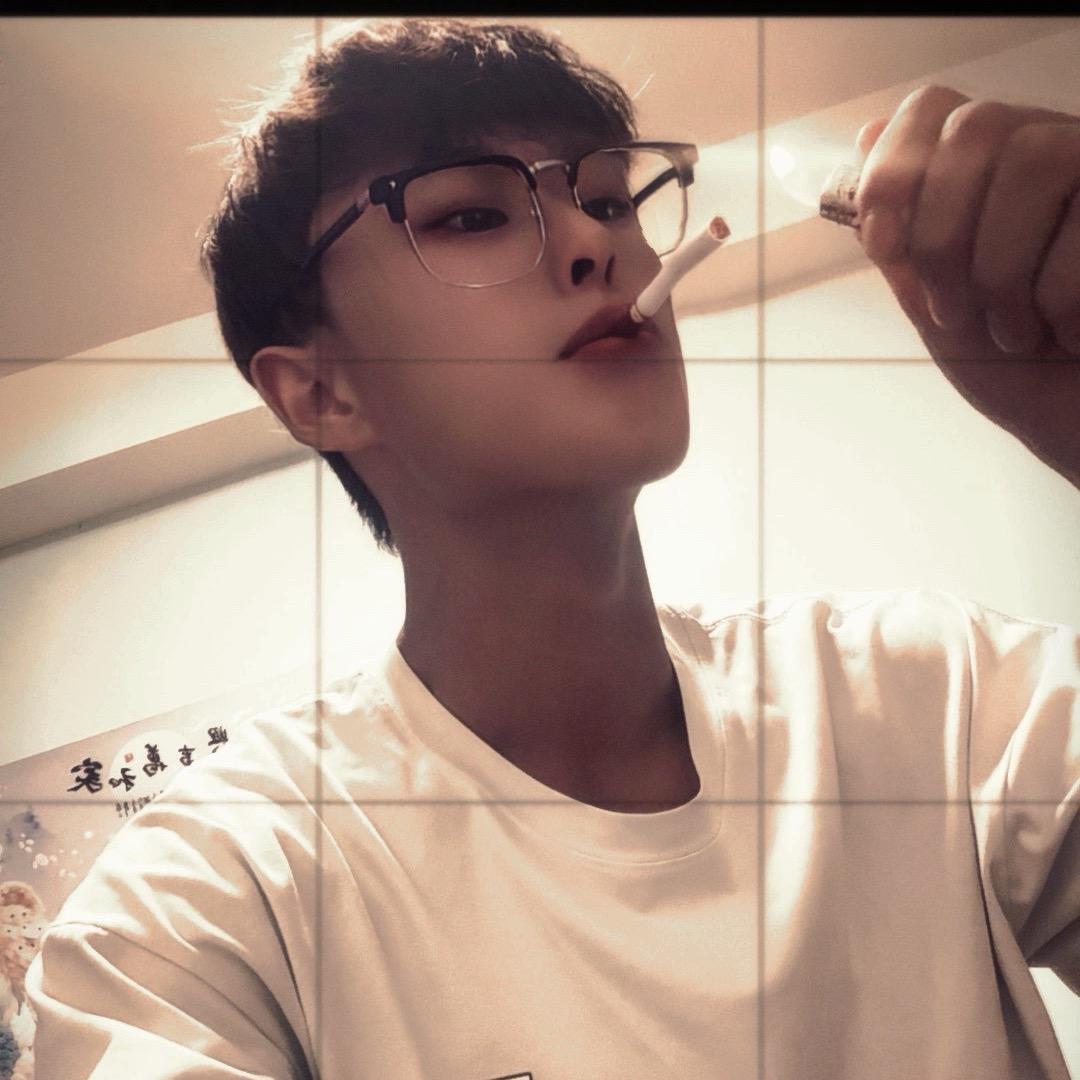 外架高空作业小何