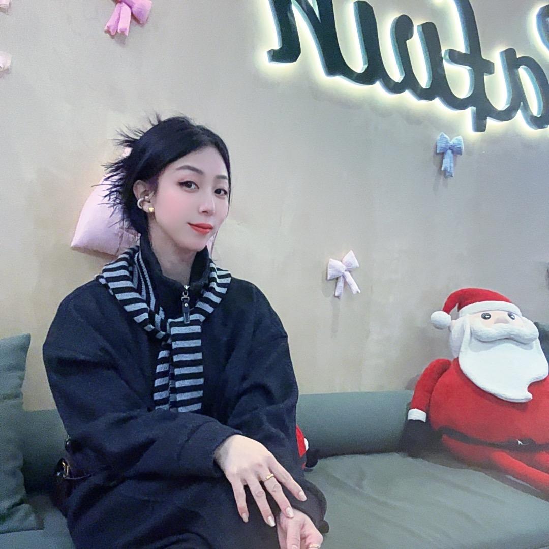 💕᭄ꦿ很幸运ོ࿆遇见你（拒绝私聊）