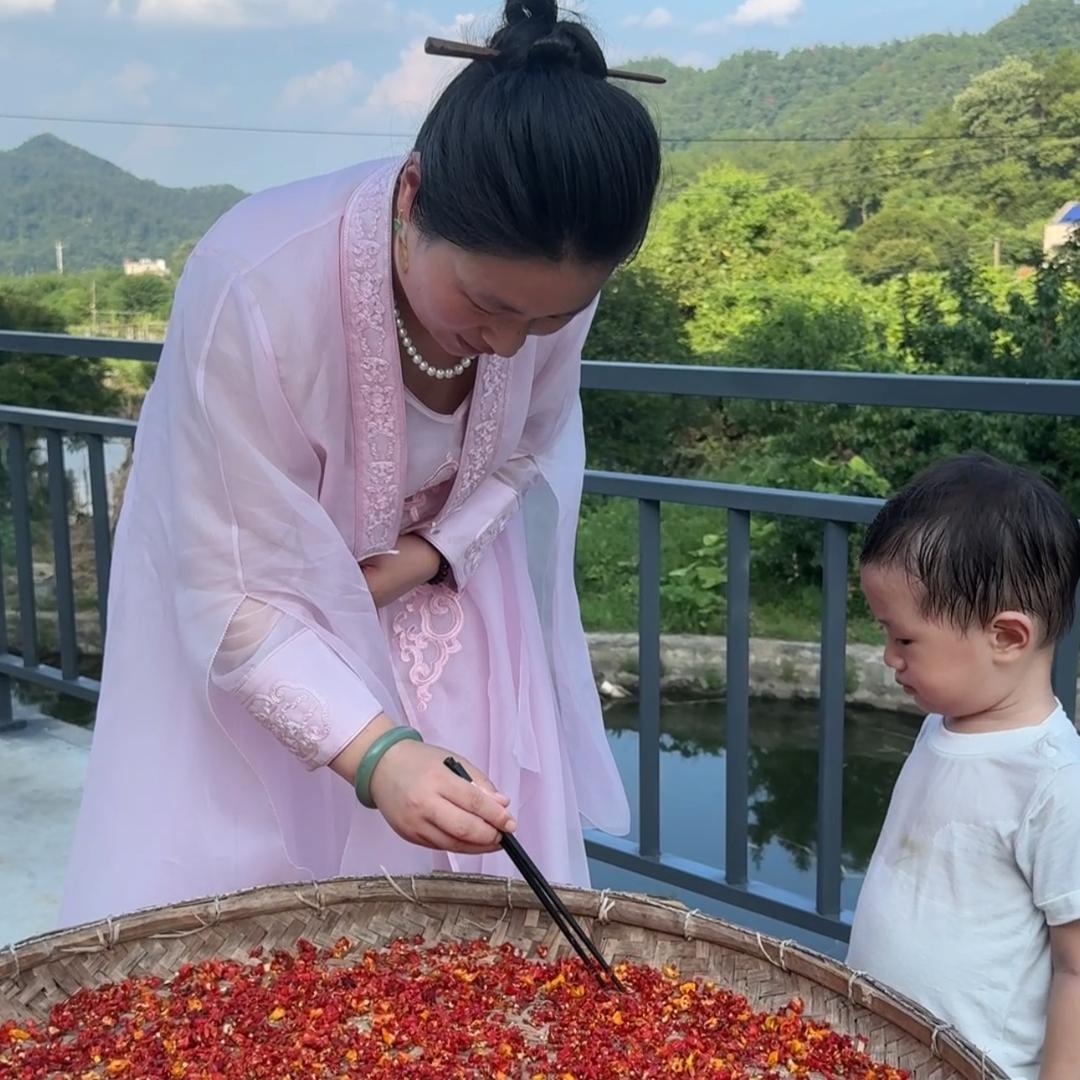 千万澄和他高情商妈咪