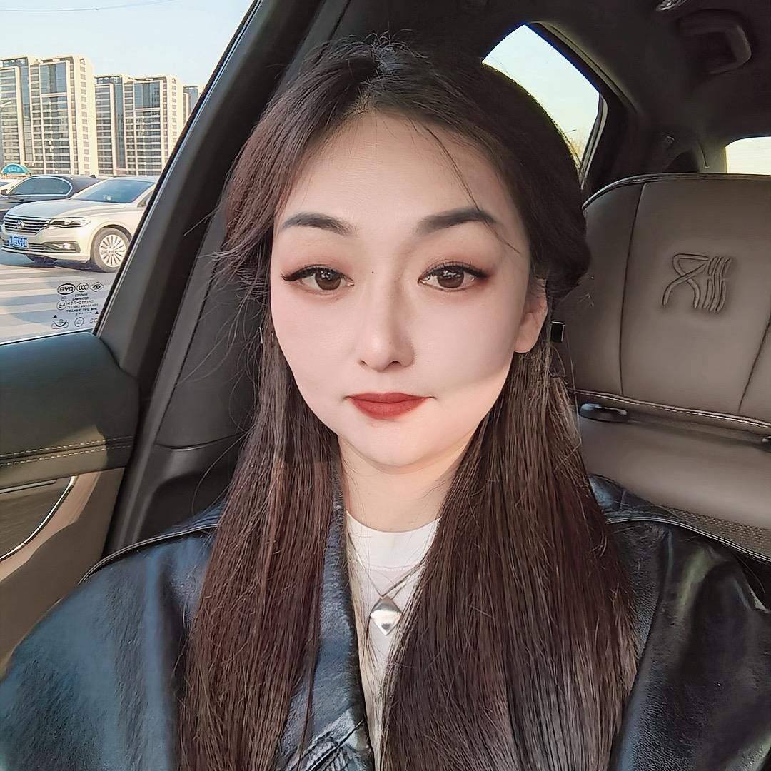 萱萱老师 白转黑