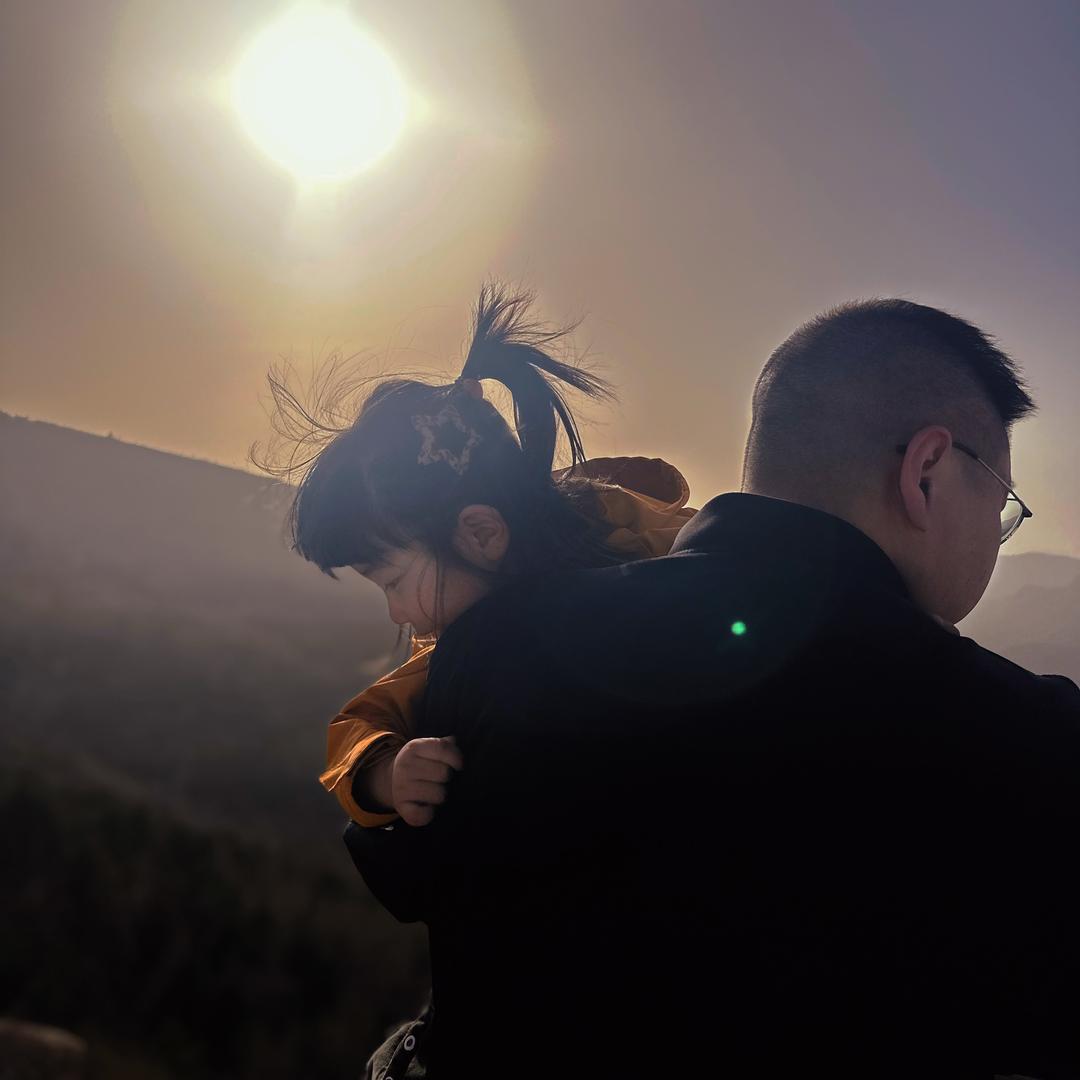 黑黑大牙