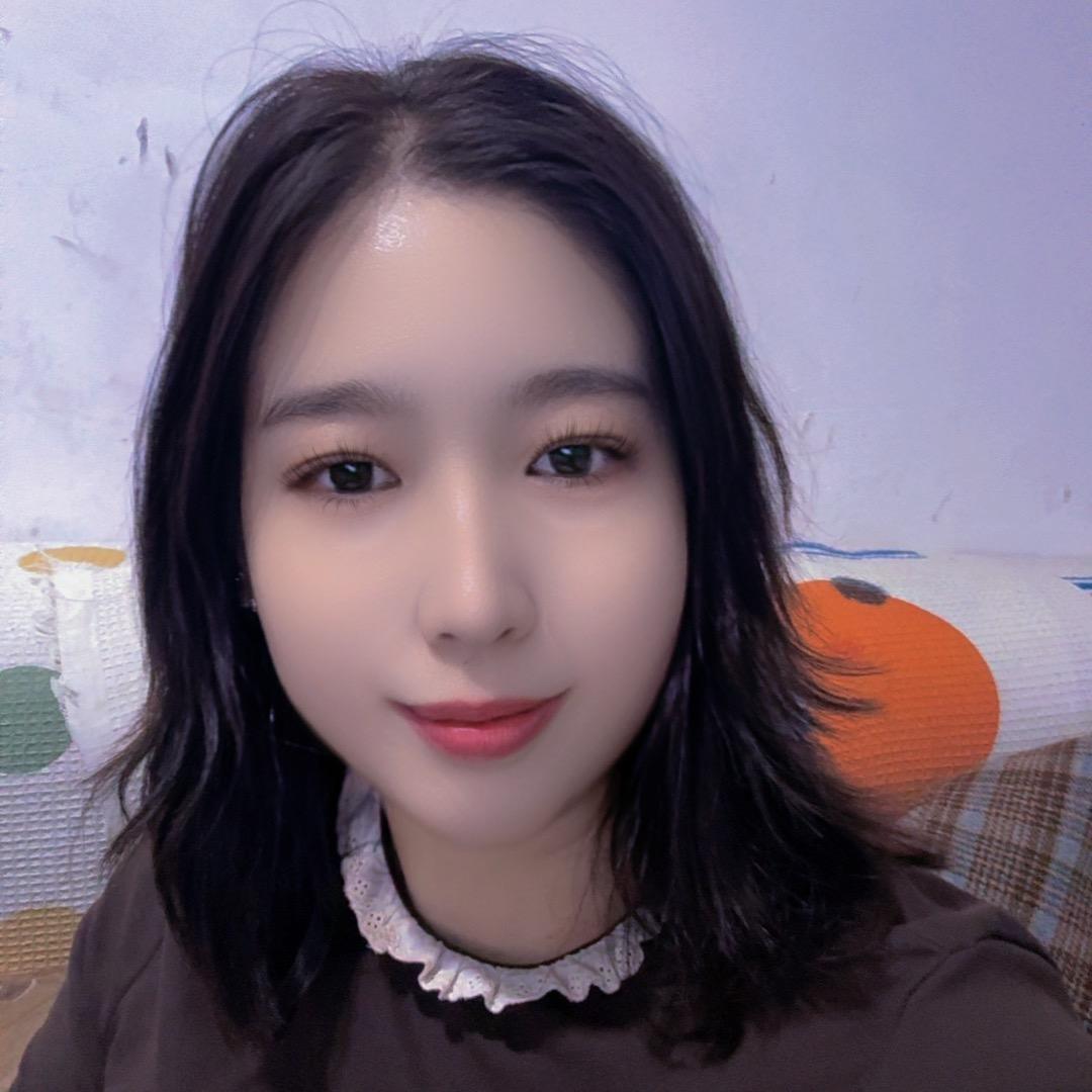 知性优雅的女性