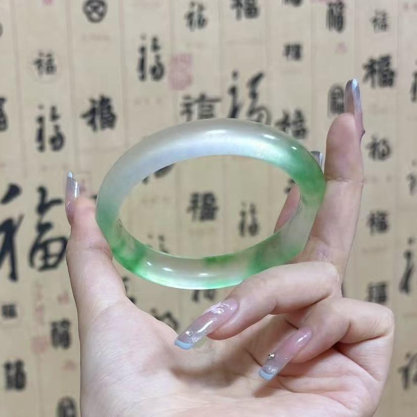 颜玺玉石
