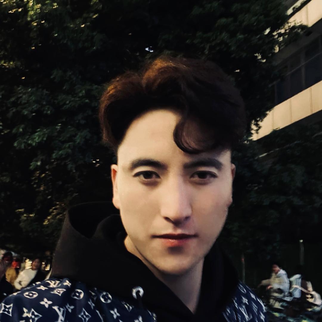 洛爷🍁