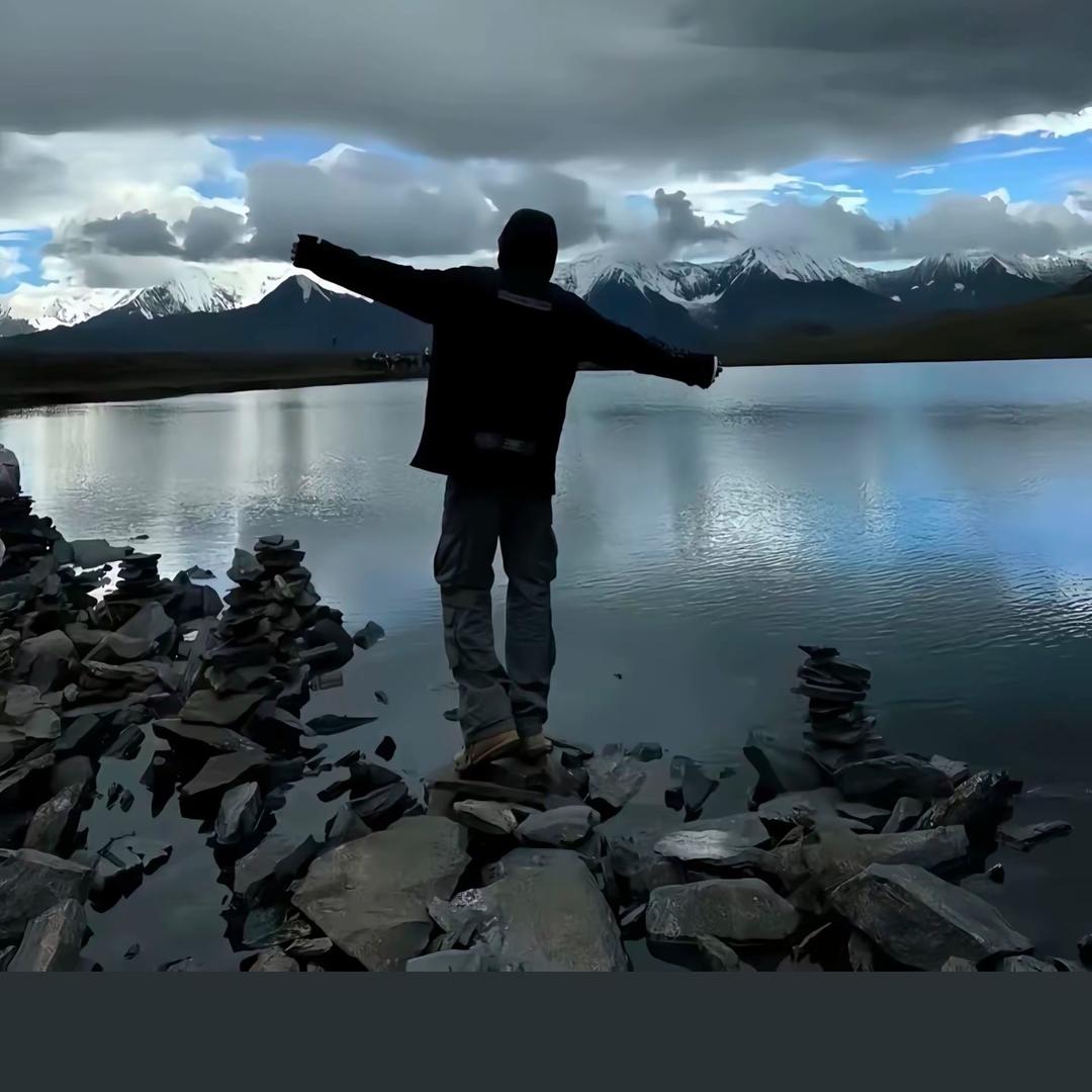 早起拉屎放屁大王.