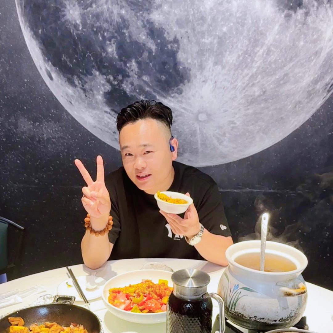 梁白开