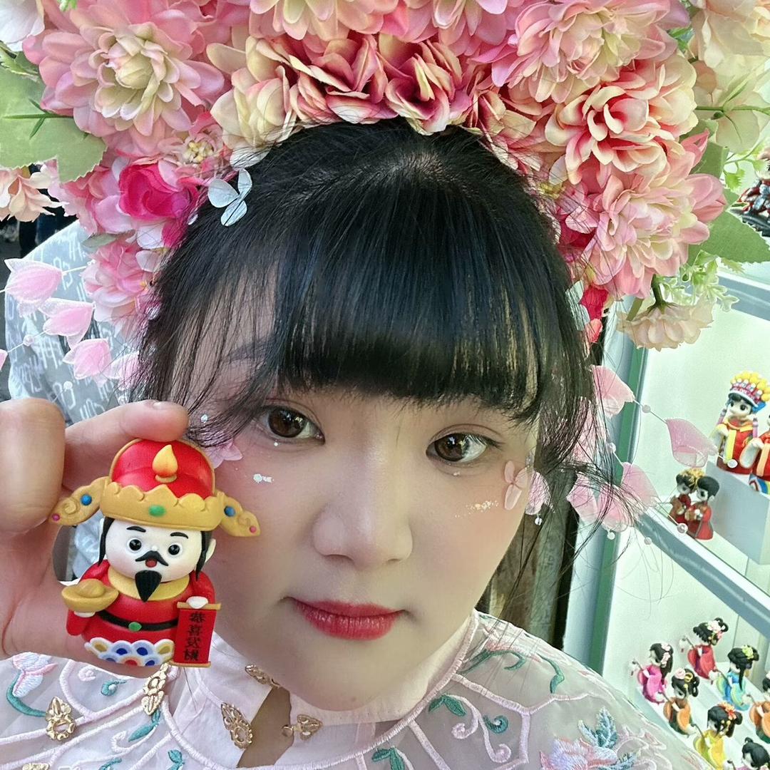 观山湖小倩服装批发