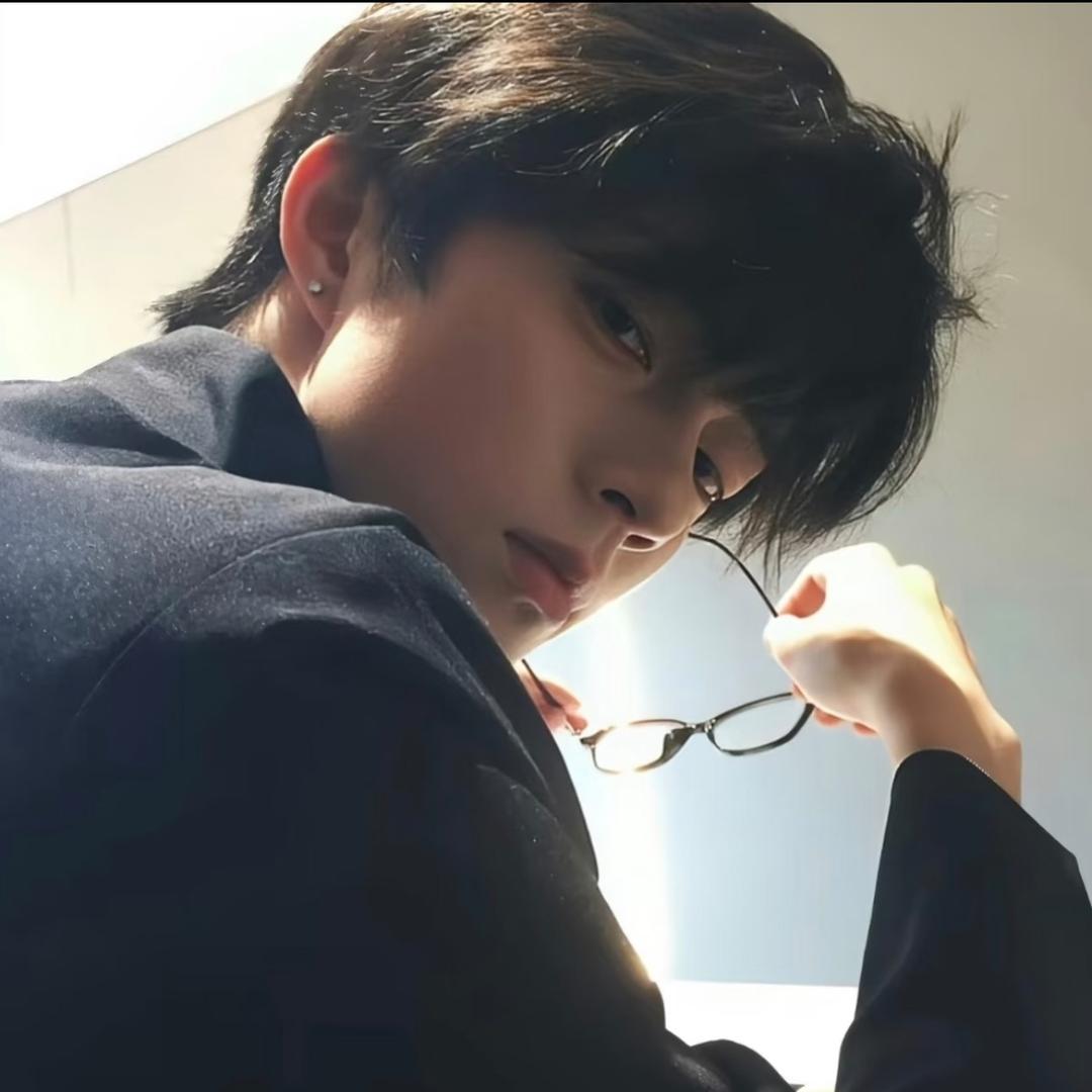 纯爱小允🐍