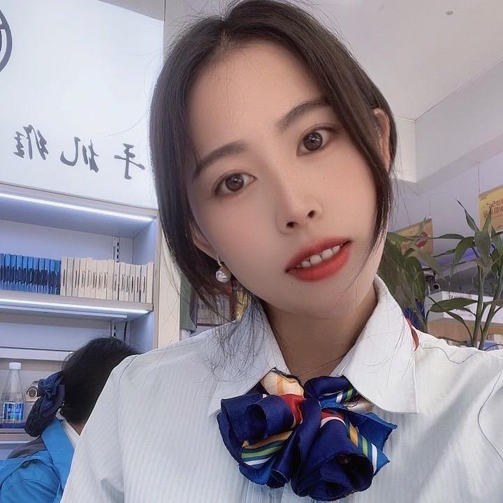 卖手机的小陈姐姐