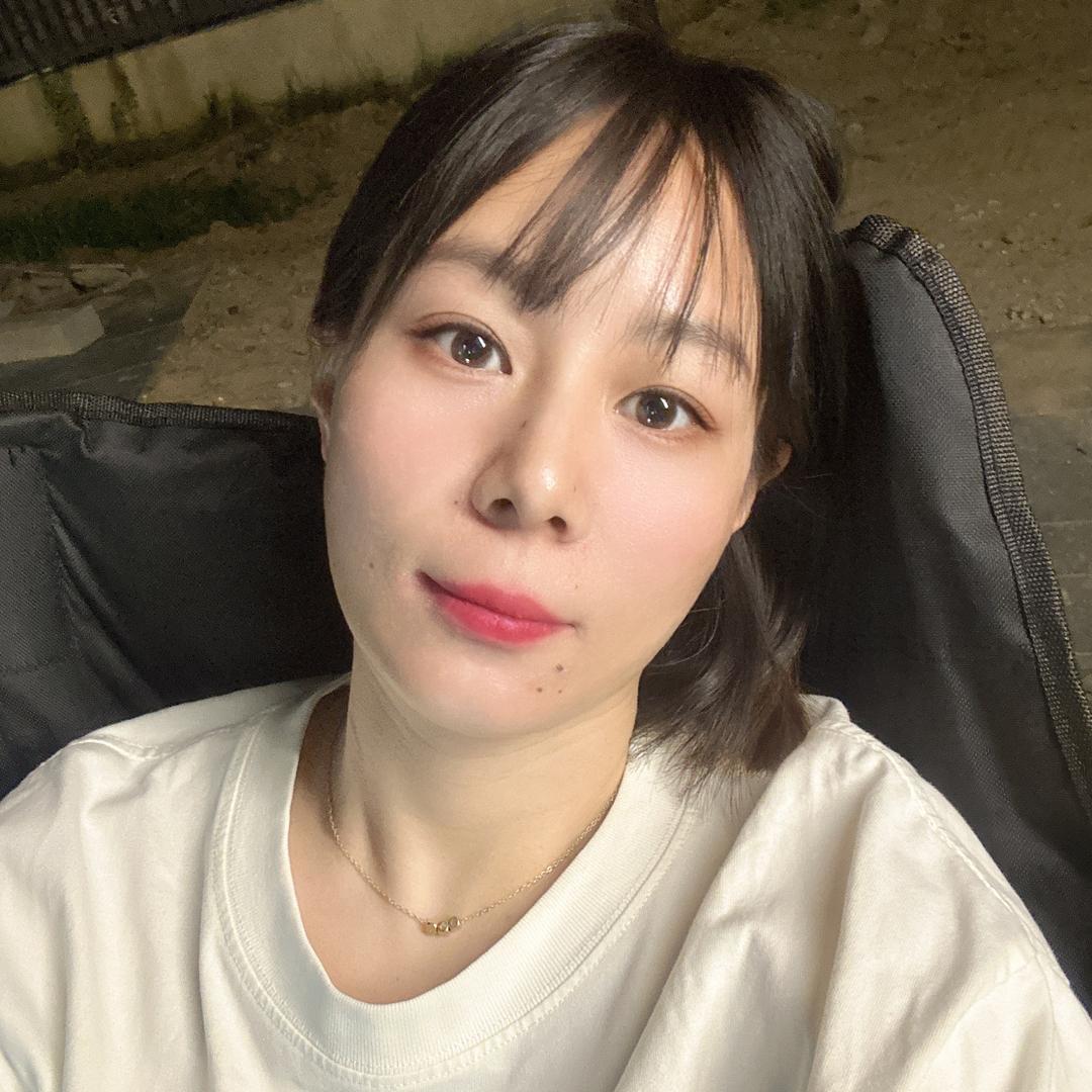 娜娜在加油