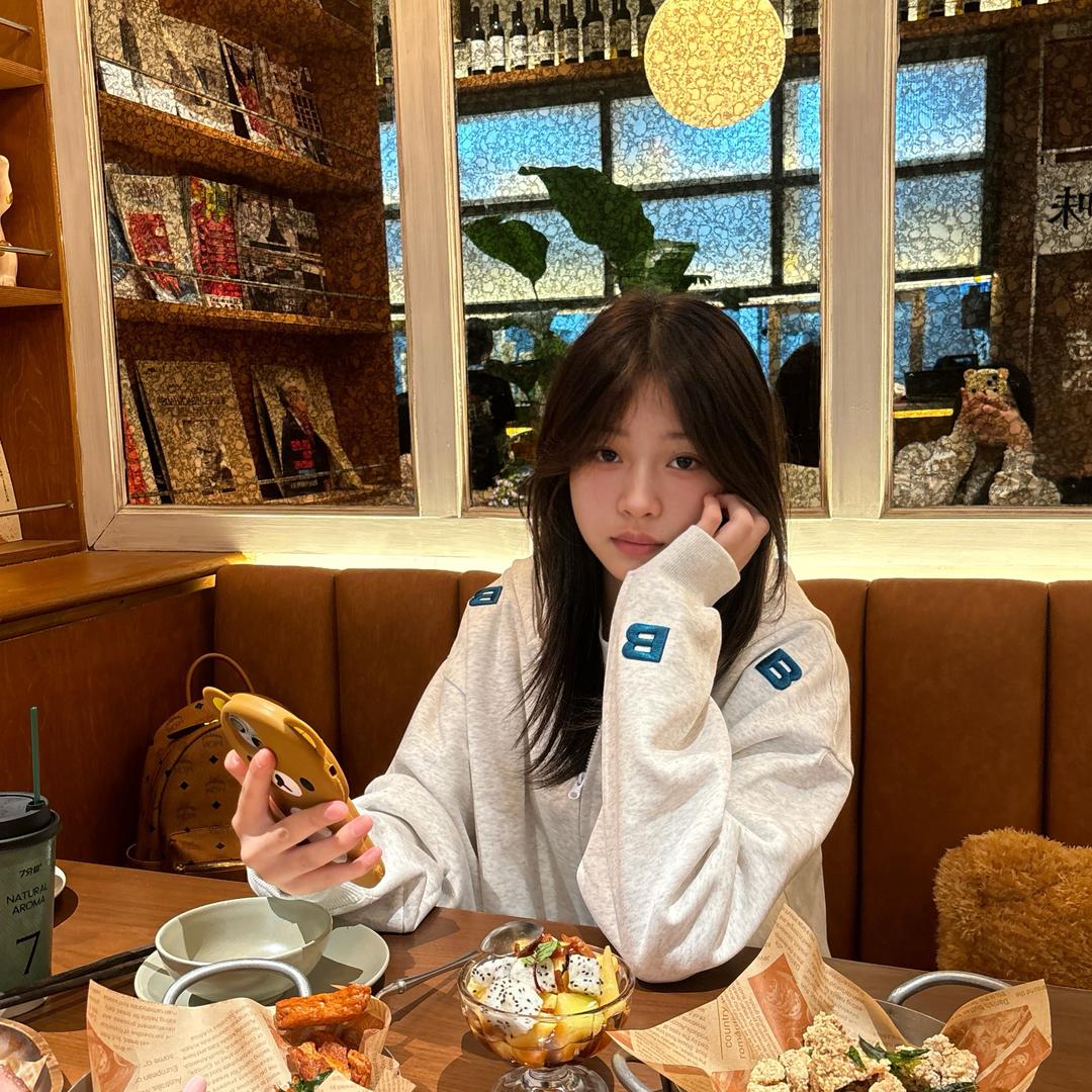 韩 天 鹤