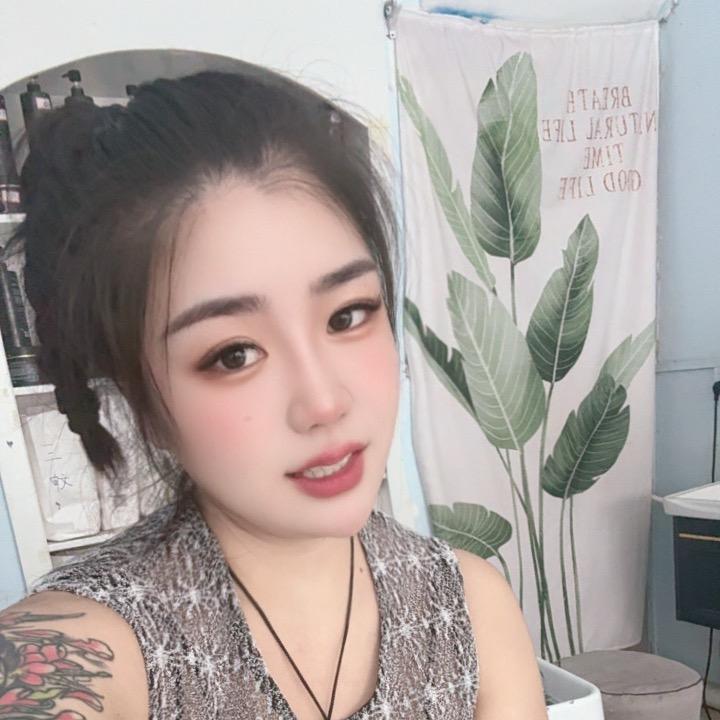 陆小姐🌹🌹🌹