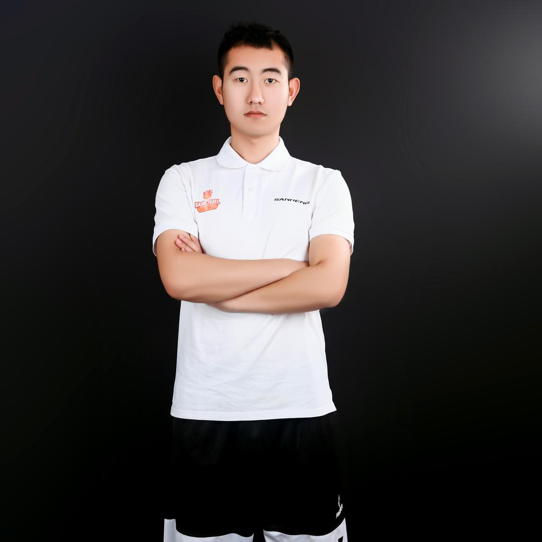 南通篮球邵教练