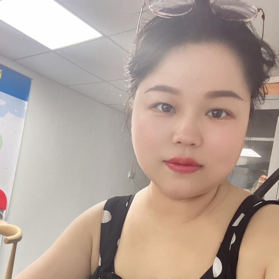 卖房子的小艾