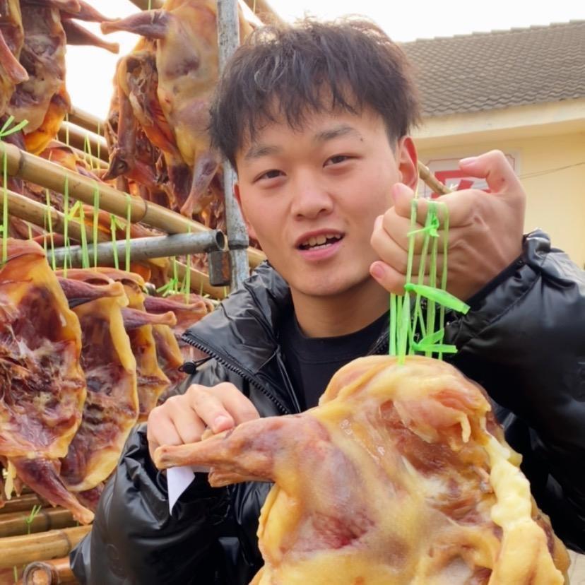 阿伟农产品(每天直播)