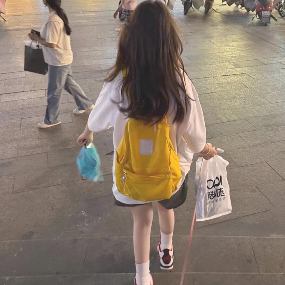 小小🐑.