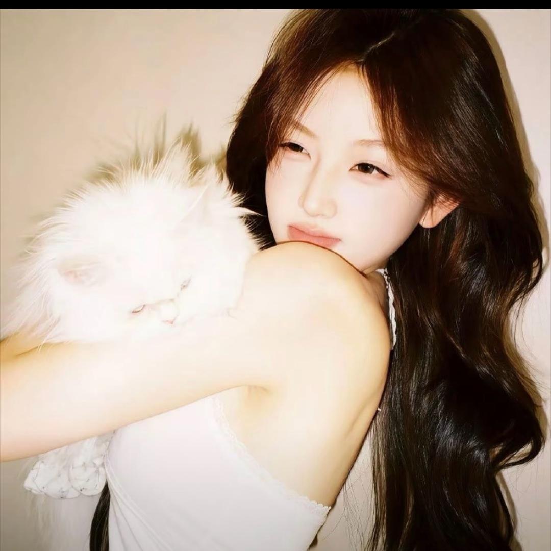 𝙞𝙪𝙠𝙤𝙞𝟳𝟳@