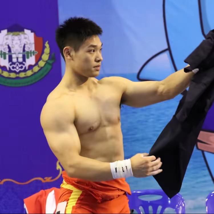 小李子🏋️‍♀️🥇🇨🇳