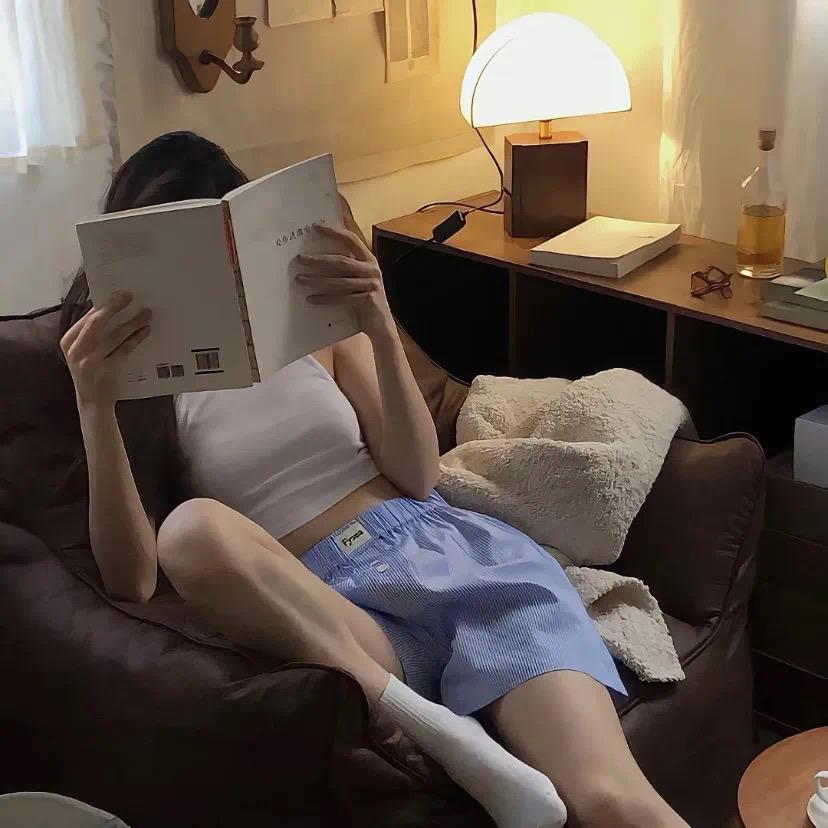 苦练肱二头肌马甲线