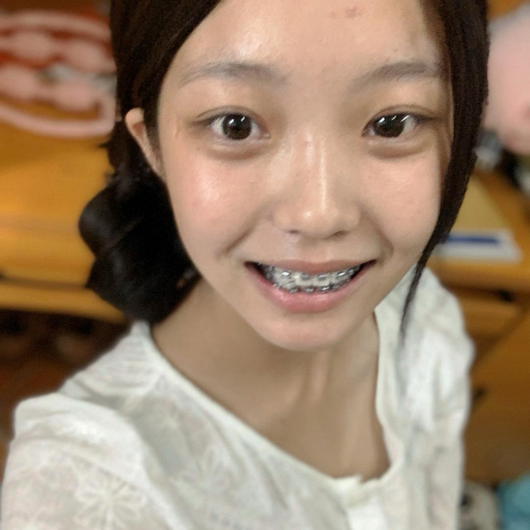 快乐的幸运小女孩