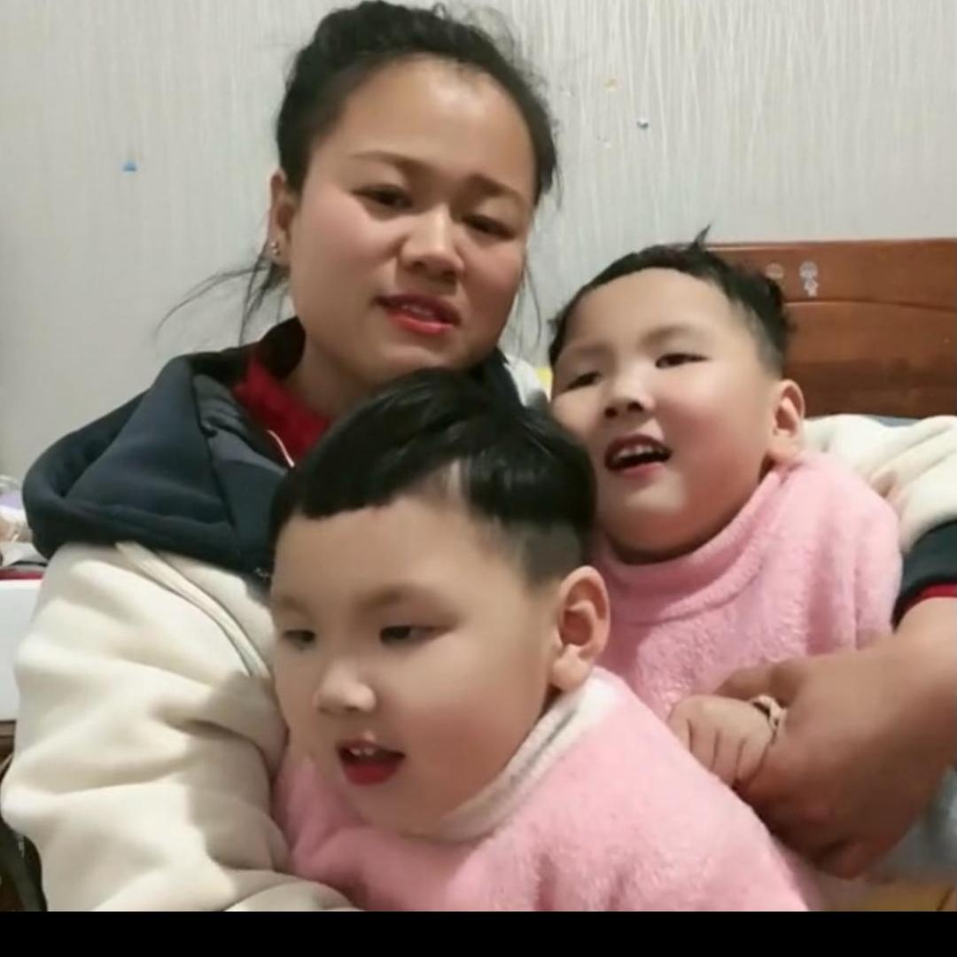 嘉佩惠：注意骗子打视频语音确定我是本人