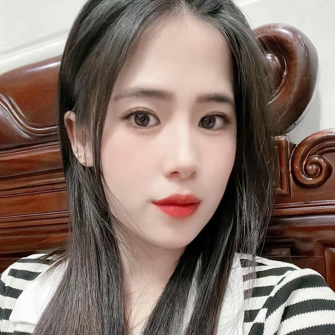 贩卖人间烟火的小女孩