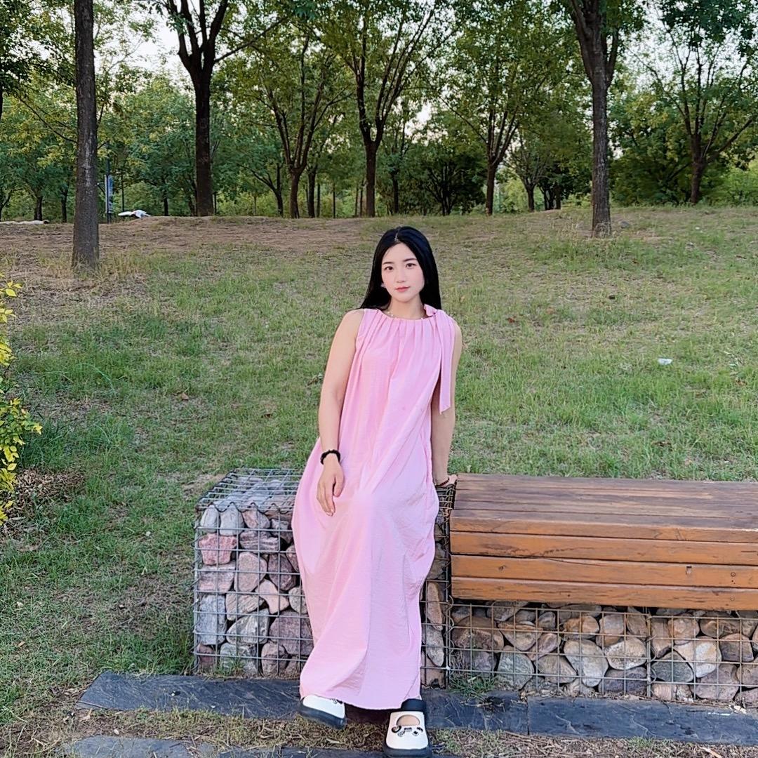 做眉毛美睫de小姐姐