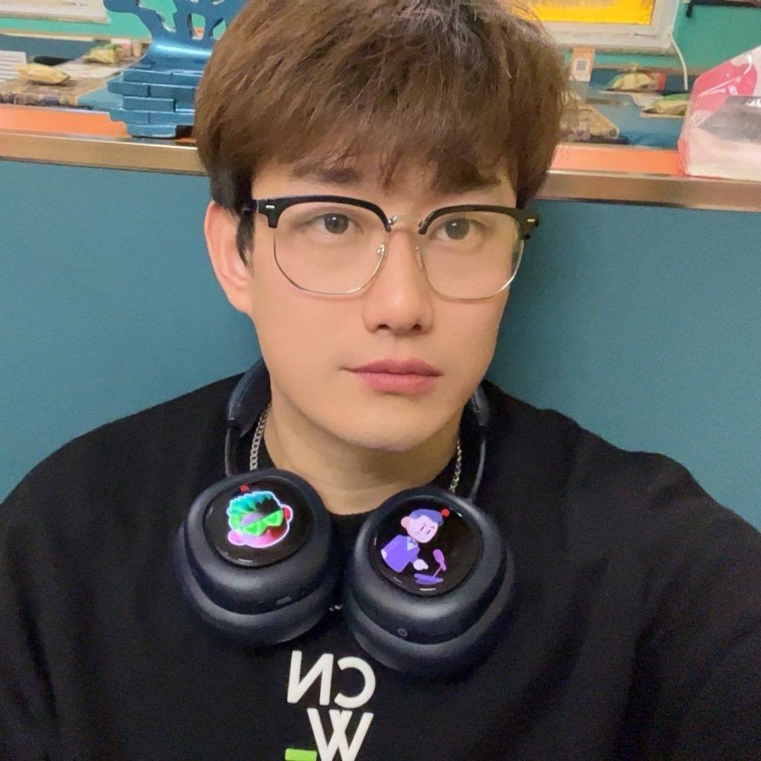运动员小哥哥
