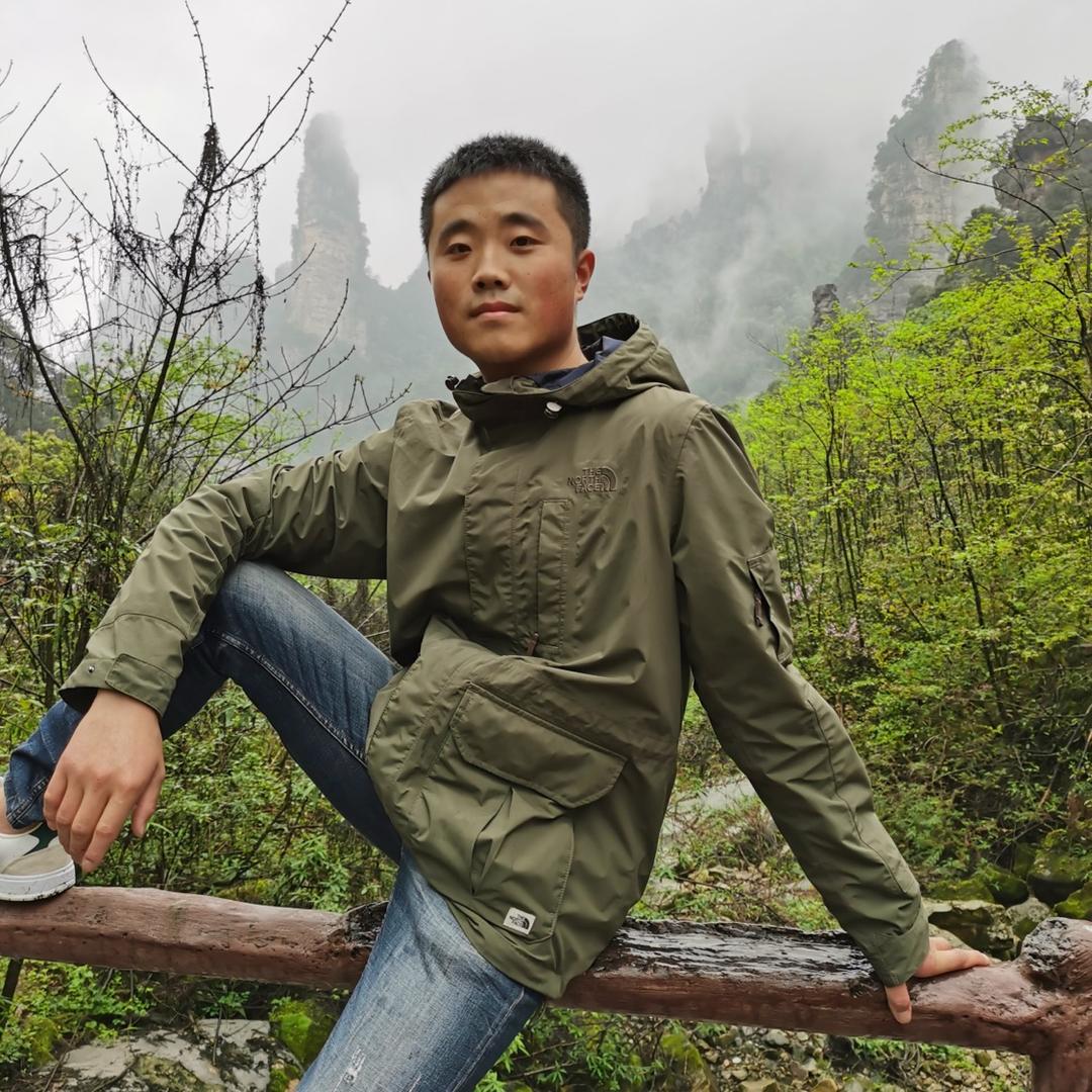 飞翔的狗子