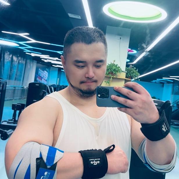 西歪丶 🌊