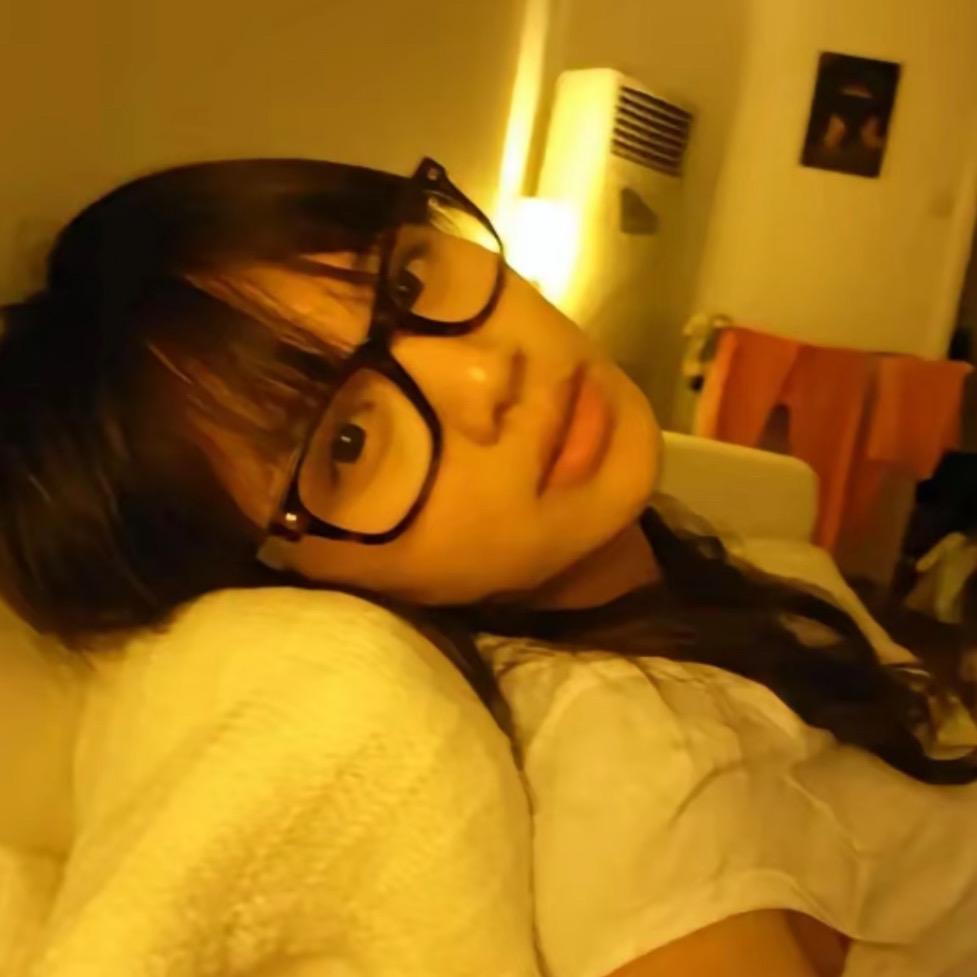 西西西笑死我了