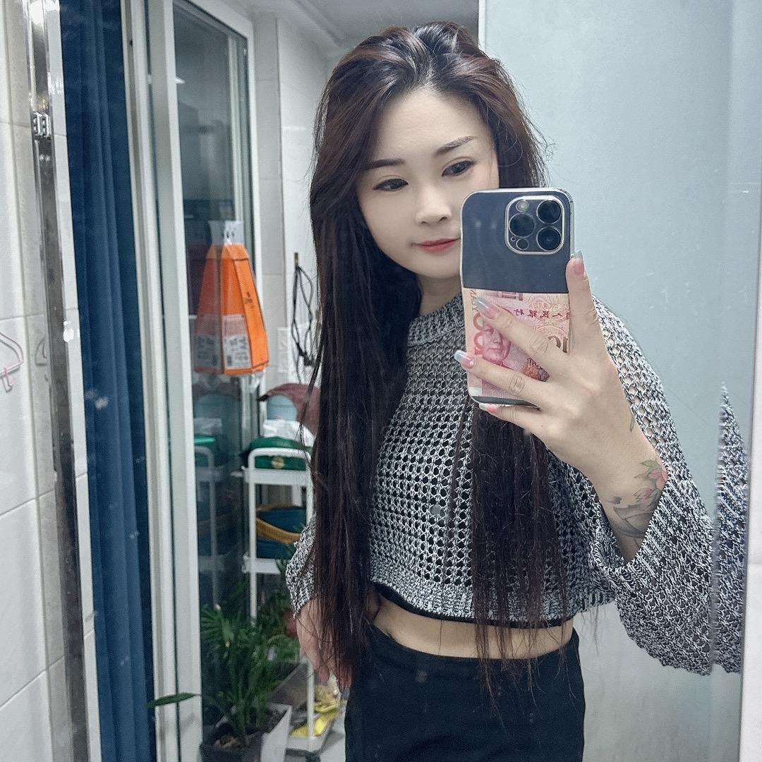 小梅吖🌻