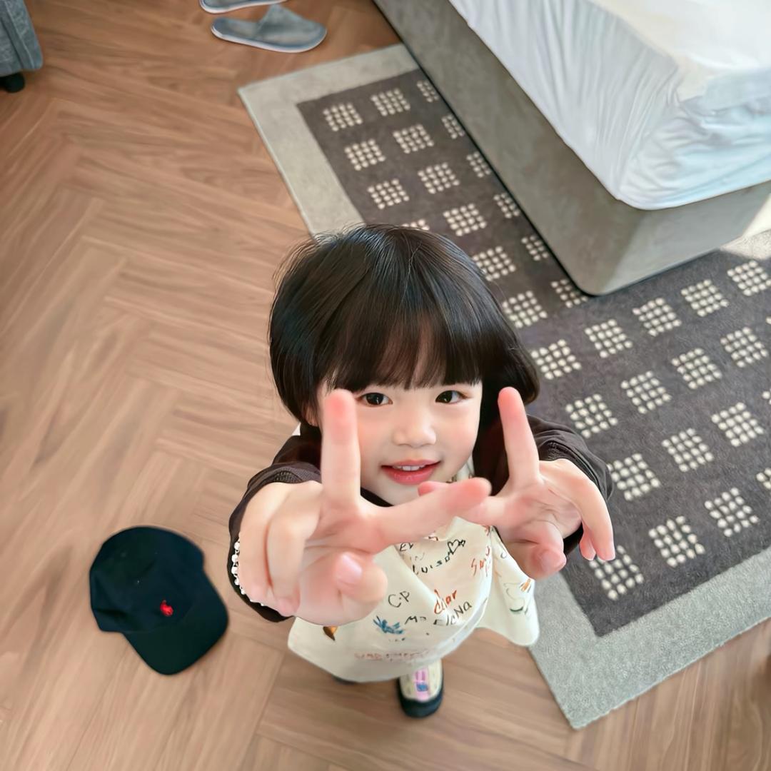 ㅤㅤ   ㅤㅤㅤㅤㅤ   ㅤㅤㅤ   ㅤ