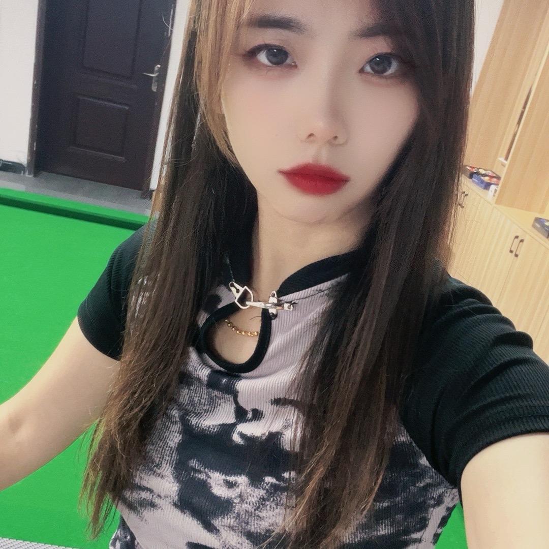 山东德州鑫冠台球桌厂家莹莹