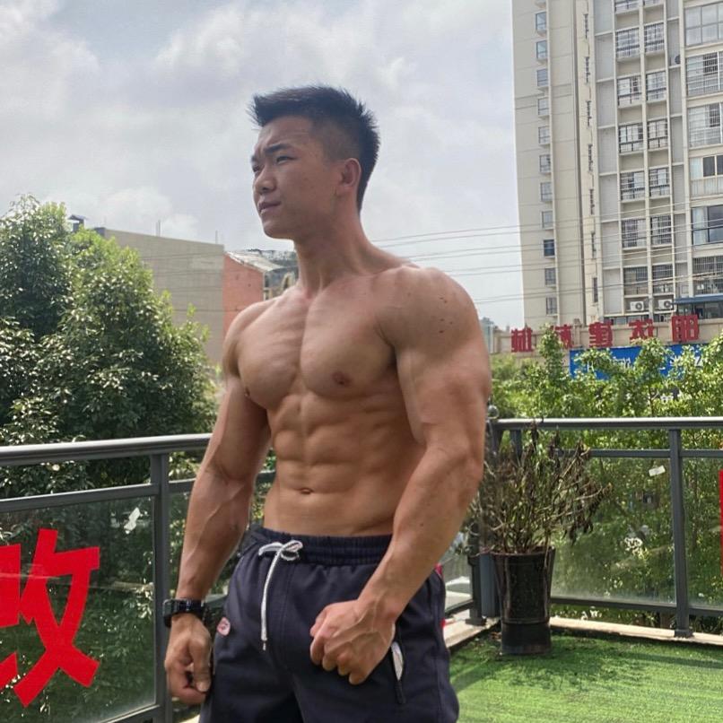 小州很猛🇨🇳