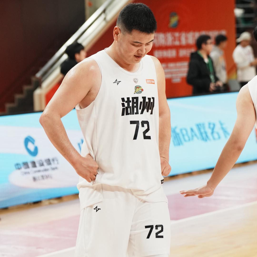 _吾辈姓劉單字卓