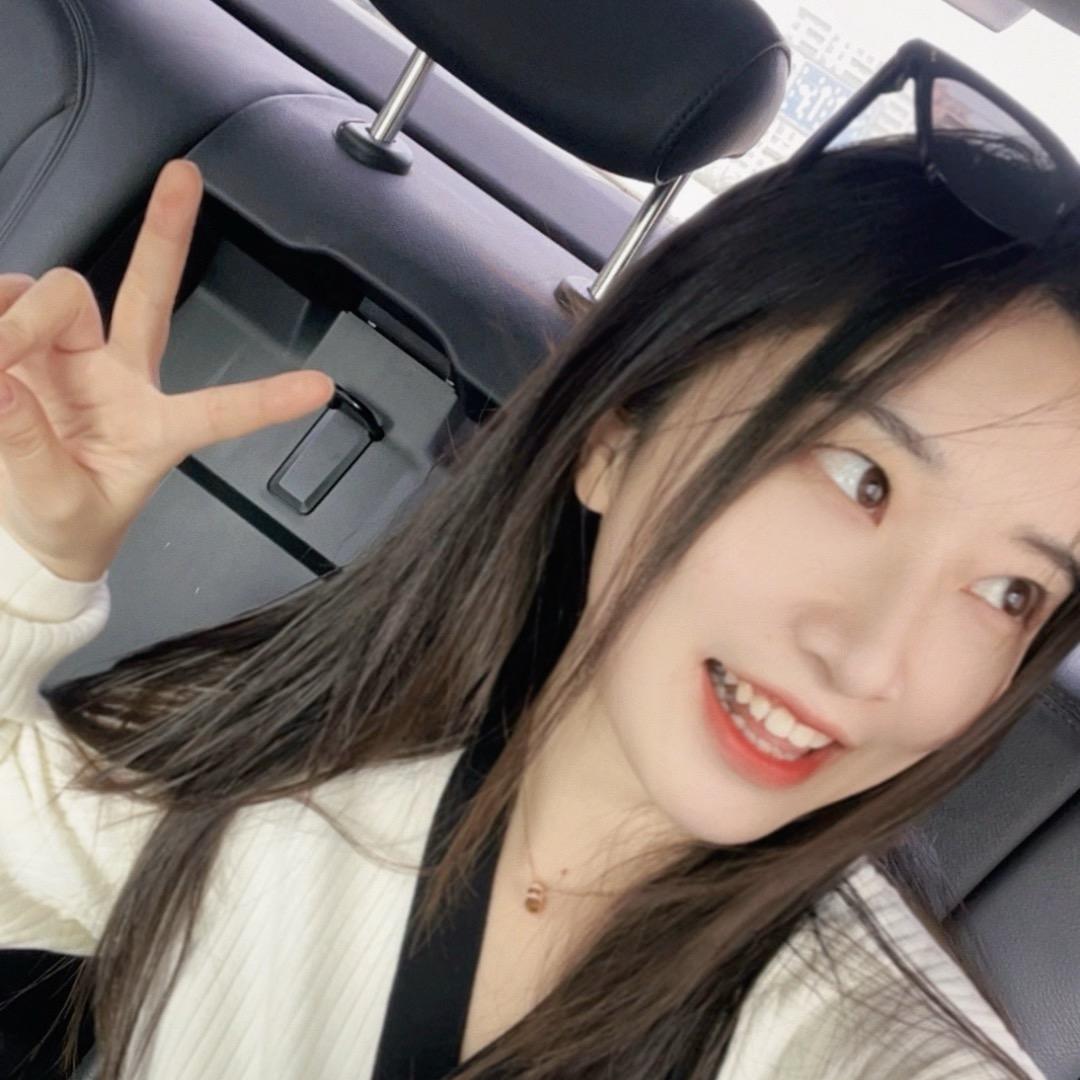 @七七.