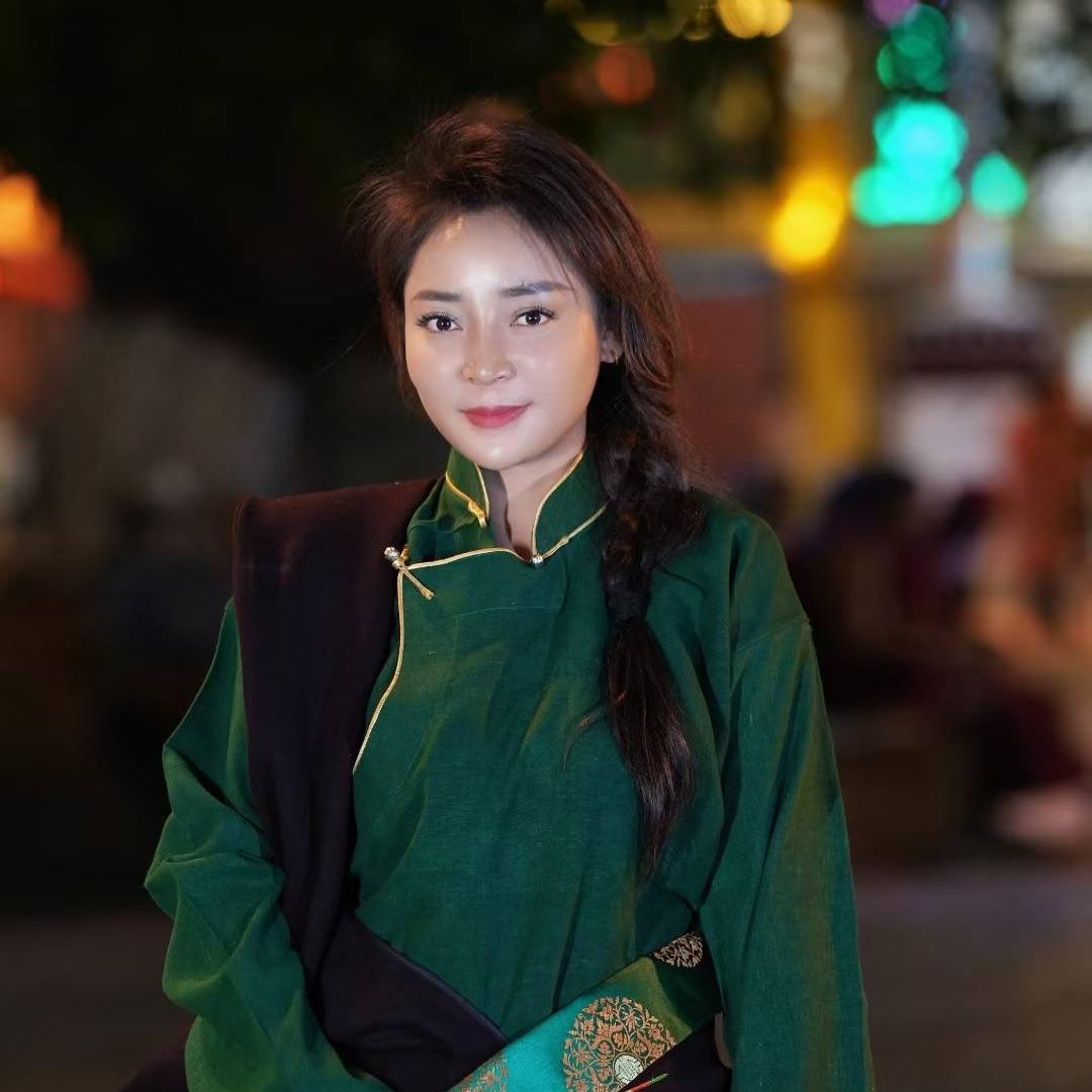 察雅县妞妞玛姬总代