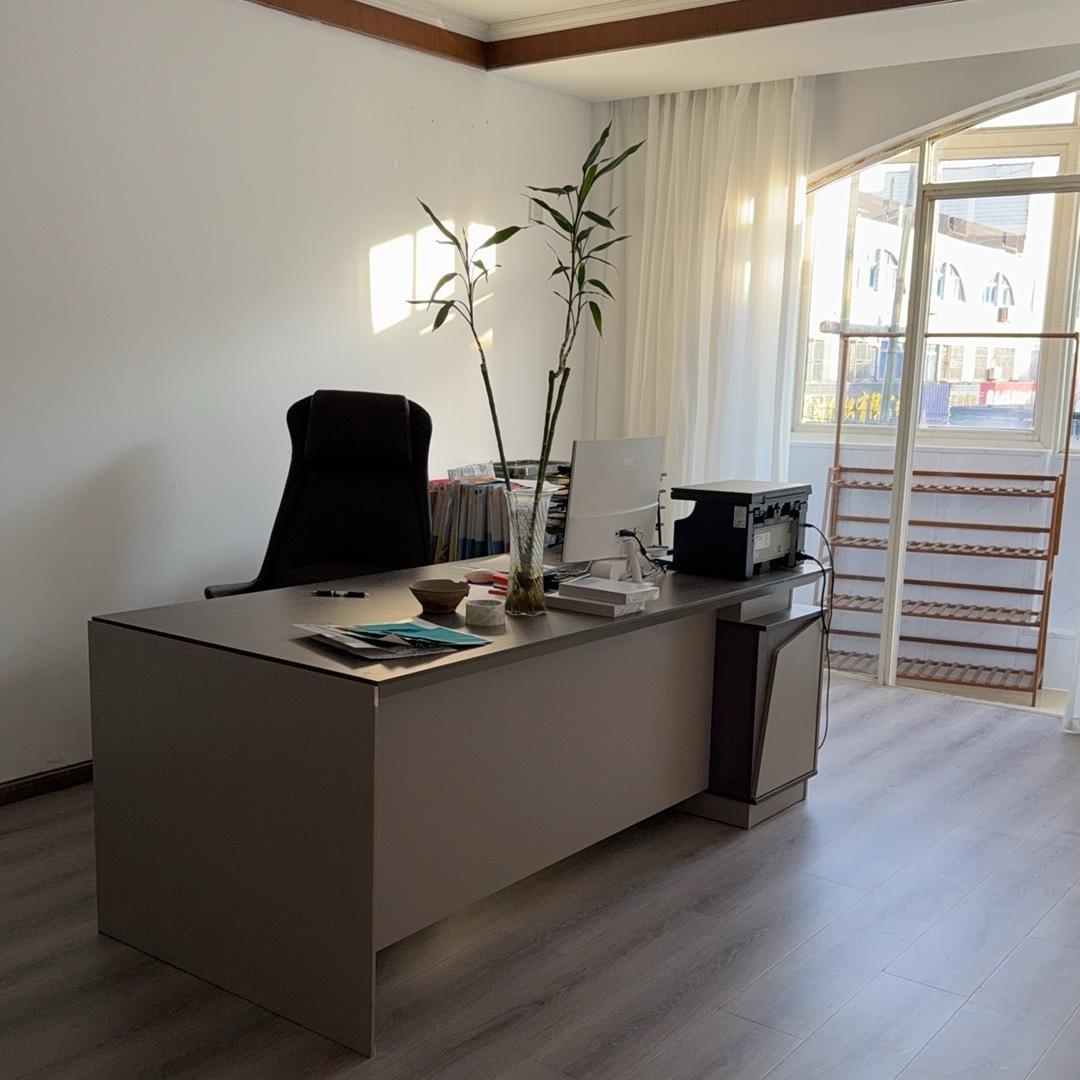 苏州闽湘纺织有限公司刘