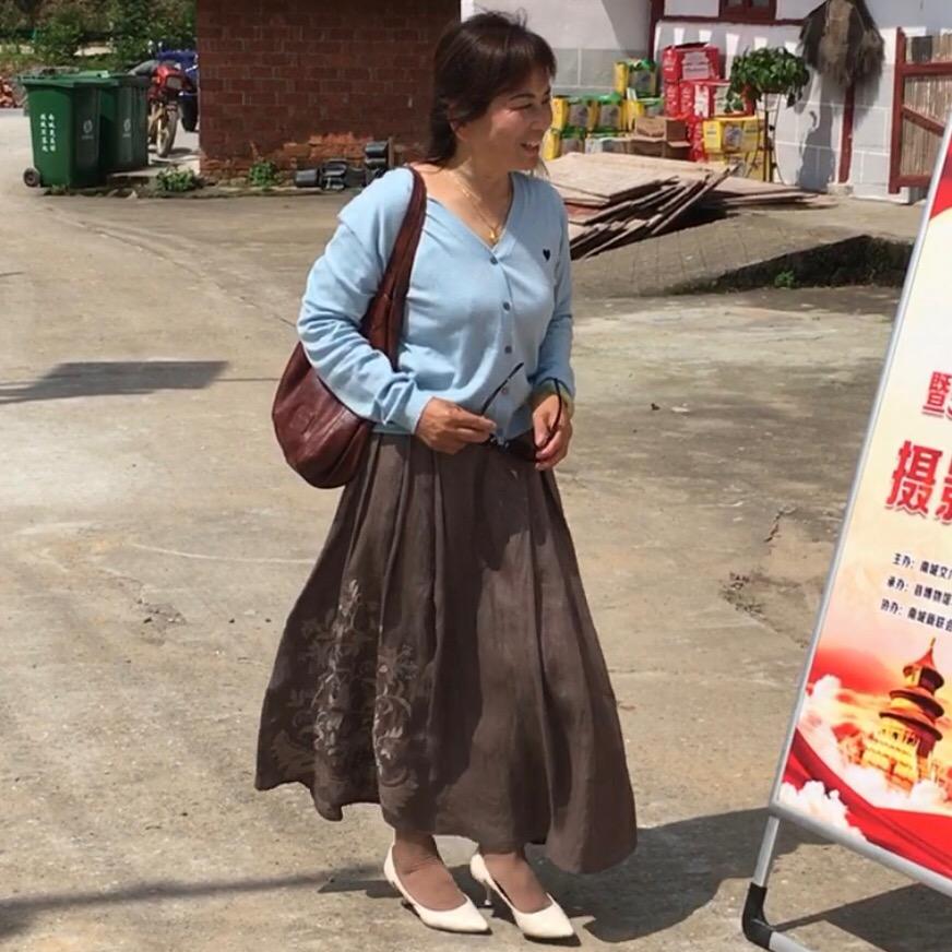 晓蓝