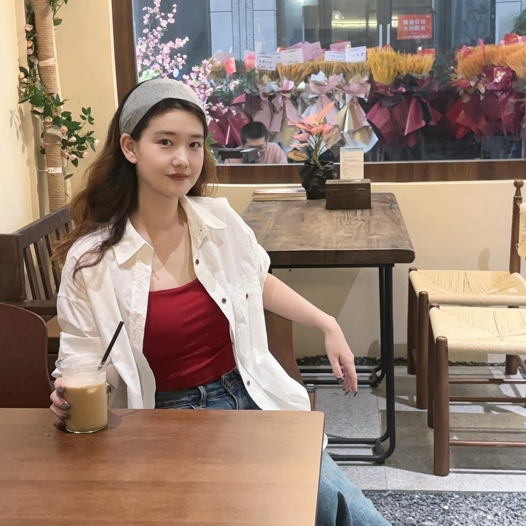 沈小姐（橱窗营业🀄️）