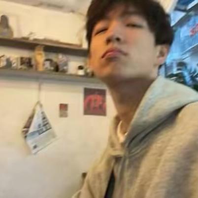 小王不爱睡懒觉